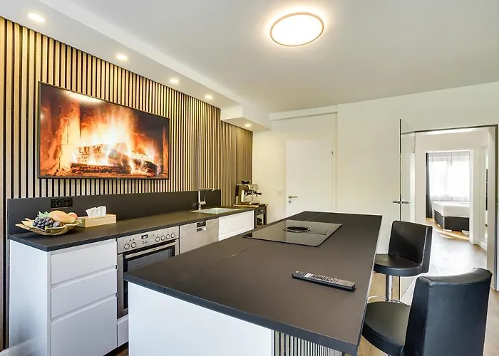 George Apartment