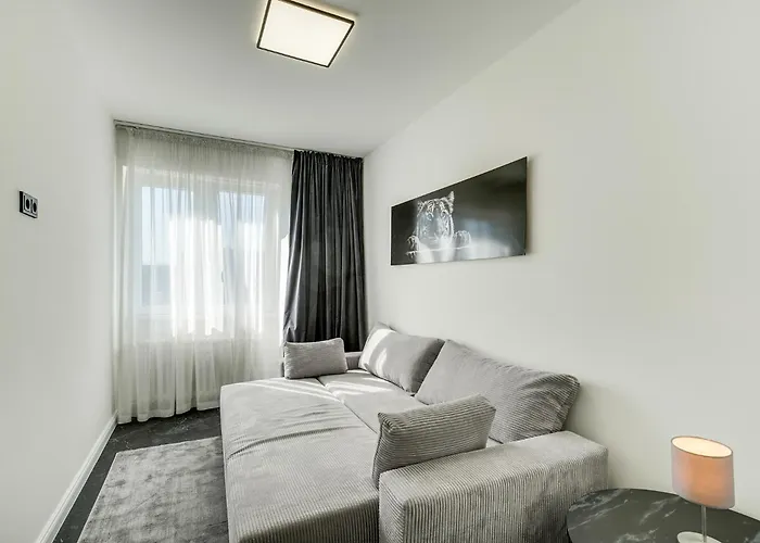 George Apartment *